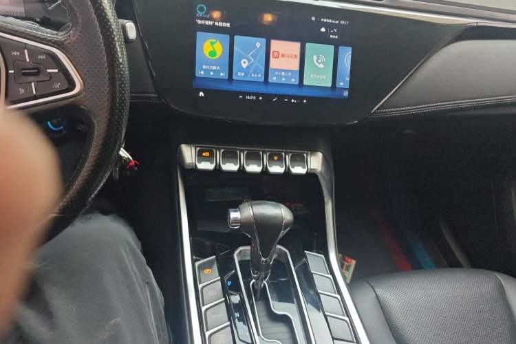 Used Ford Territory 2019 EcoBoost 145 CVT Platinum Edition China VI compliant Audio And AC Panel