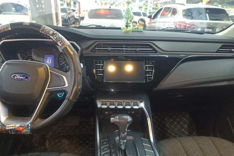 Used Ford Territory 2019 EcoBoost 145 CVT Elite Model China VI Standard Audio And AC Panel