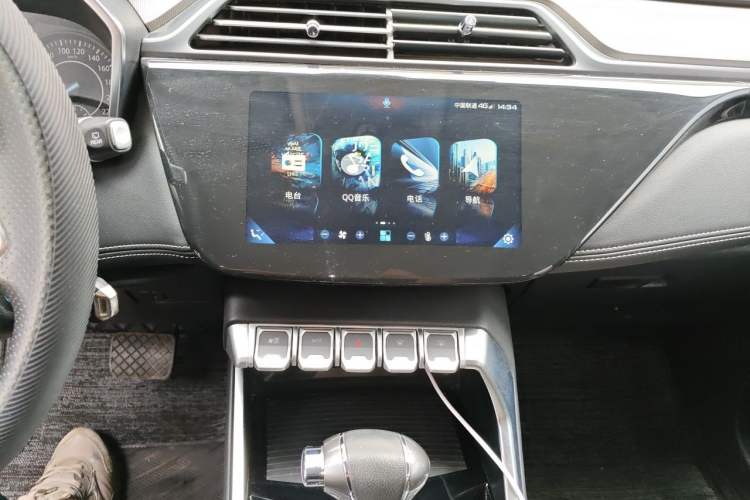 Used Ford Territory 2019 EcoBoost 145 CVT Platinum Edition China VI compliant Audio And AC Panel