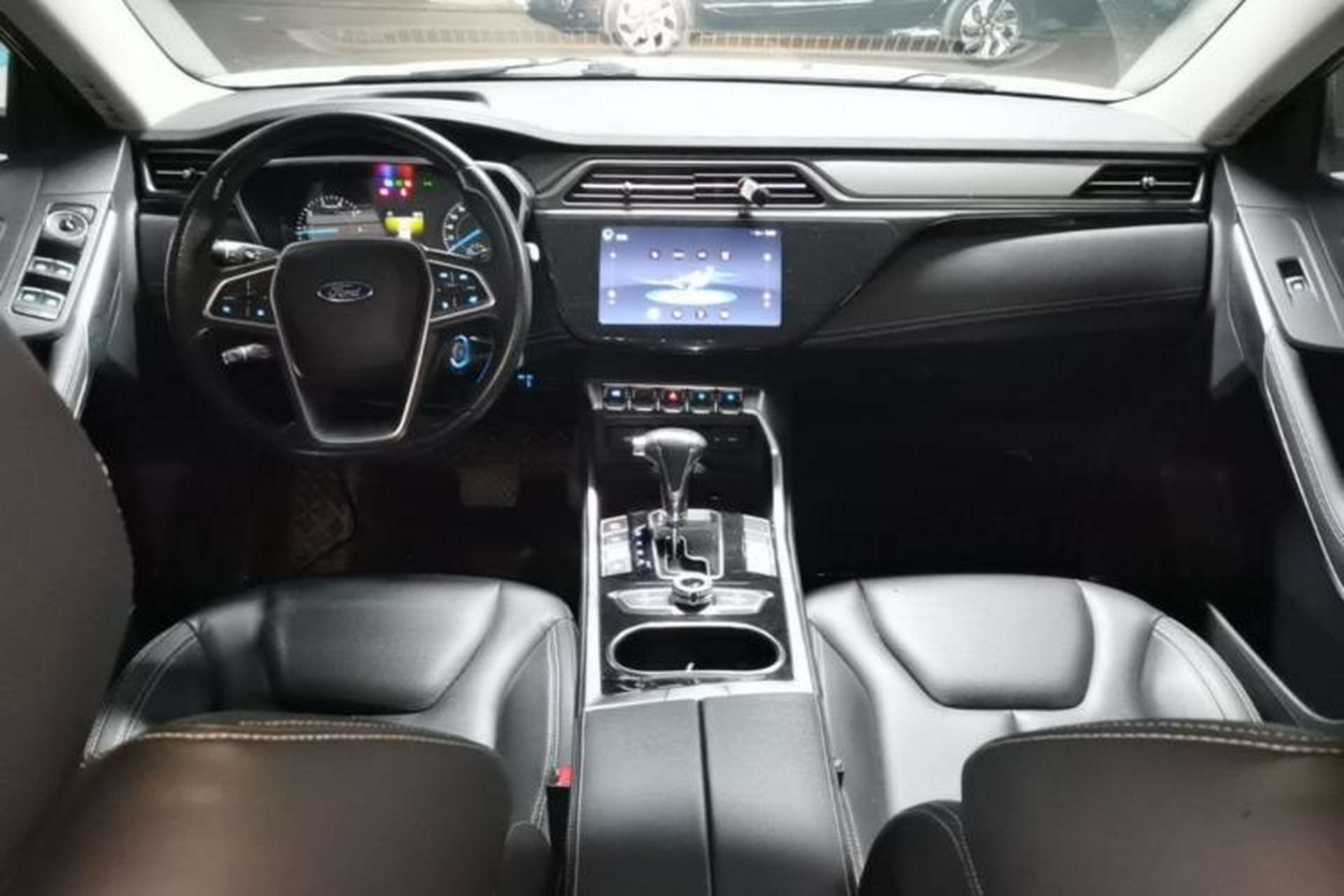 Used Ford Territory 2019 EcoBoost 145 CVT Platinum Edition China VI compliant Center Console