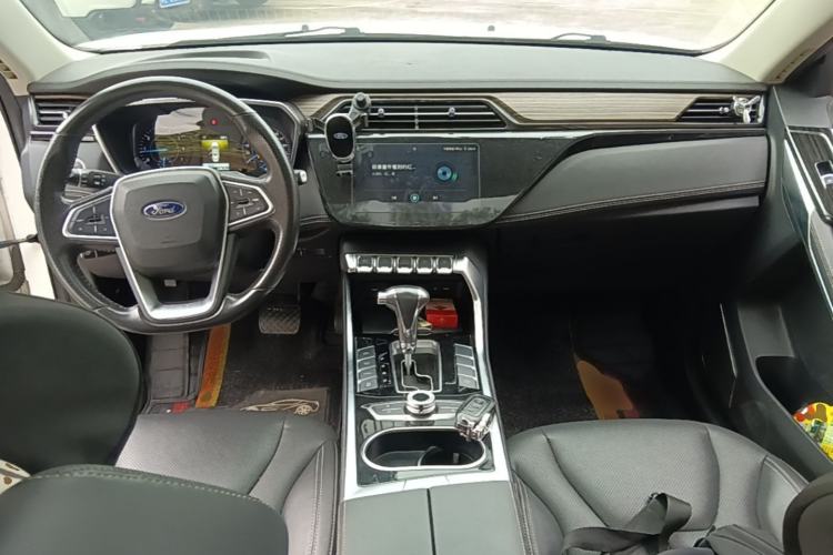 Used Ford Territory 2019 EcoBoost 145 CVT Elite Model China VI Standard Center Console