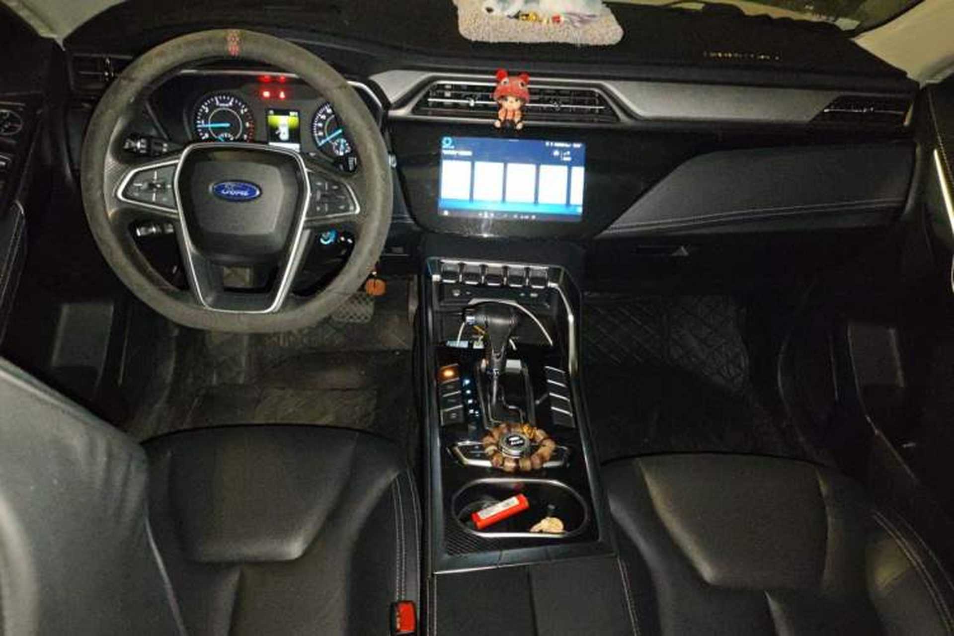 Used Ford Territory 2019 EcoBoost 145 CVT Platinum Edition China VI compliant Center Console