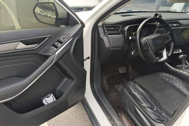 Used Ford Territory 2019 EcoBoost 145 CVT Platinum Edition China VI compliant Driver Seat