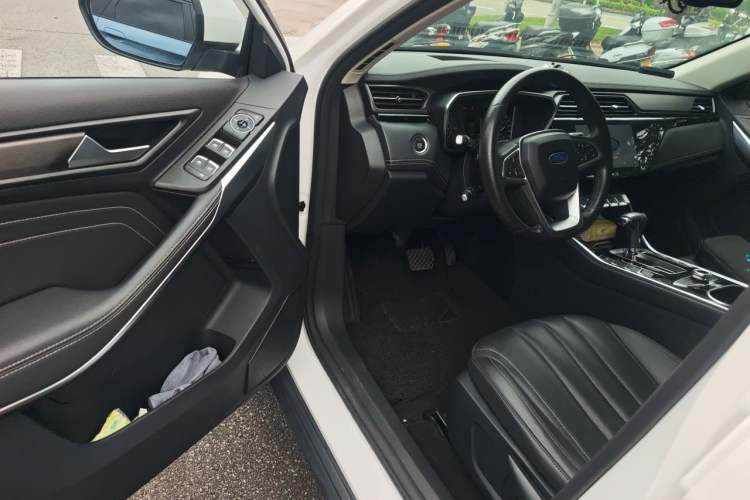 Used Ford Territory 2019 EcoBoost 145 CVT Platinum Edition China VI compliant Driver Seat