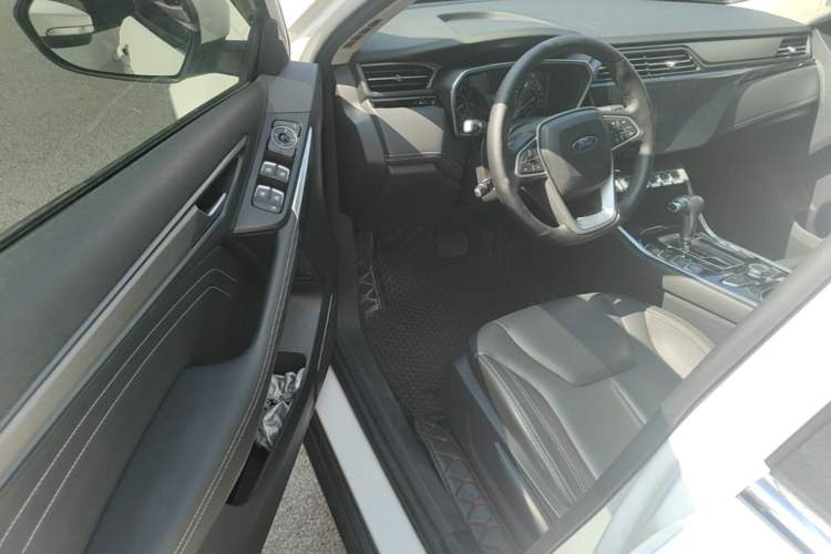 Used Ford Territory 2019 EcoBoost 145 CVT Platinum Edition China VI compliant Driver Seat