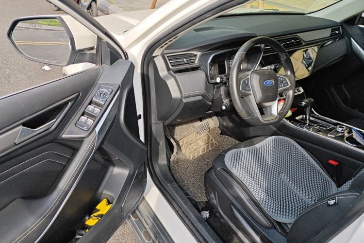 Used Ford Territory 2019 EcoBoost 145 CVT Platinum Edition China VI compliant Driver Seat