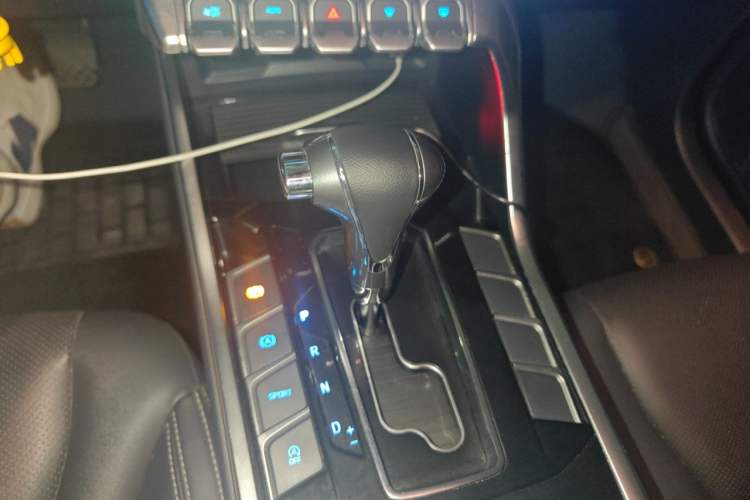 Used Ford Territory 2019 EcoBoost 145 CVT Platinum Edition China VI compliant Gear Lever