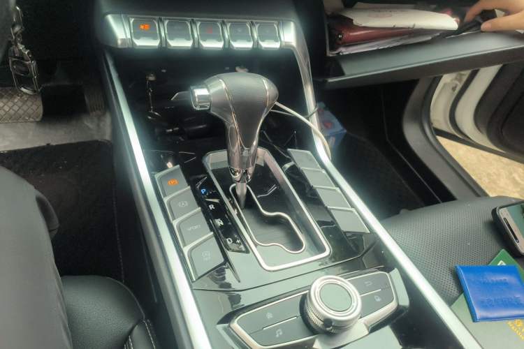 Used Ford Territory 2019 EcoBoost 145 CVT Platinum Edition China VI compliant Gear Lever