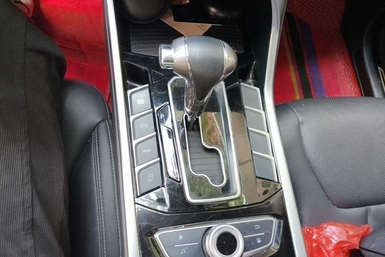 Used Ford Territory 2019 EcoBoost 145 CVT Platinum Edition China VI compliant Gear Lever