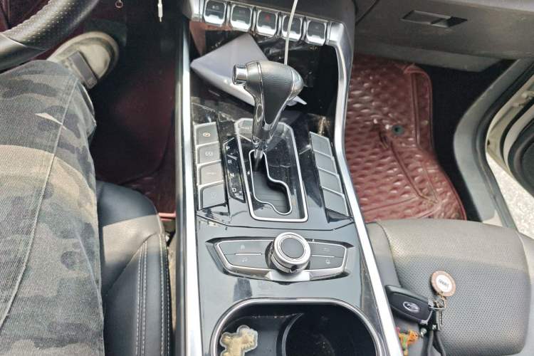 Used Ford Territory 2019 EcoBoost 145 CVT Platinum Edition China VI compliant Gear Lever
