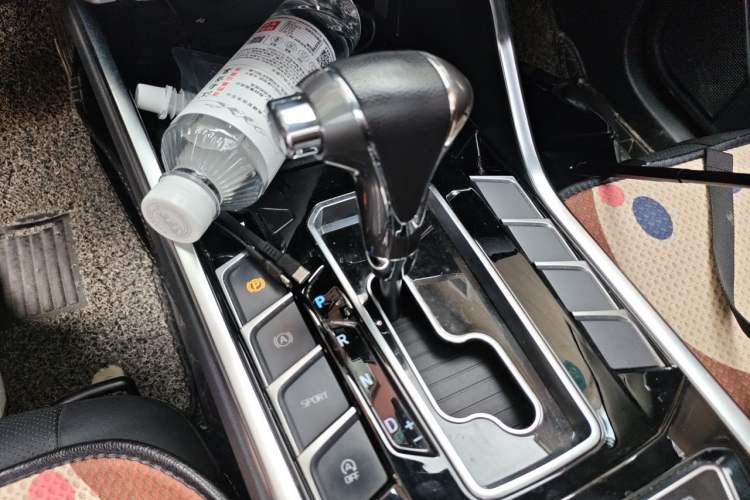 Used Ford Territory 2019 EcoBoost 145 CVT Platinum Edition China VI compliant Gear Lever
