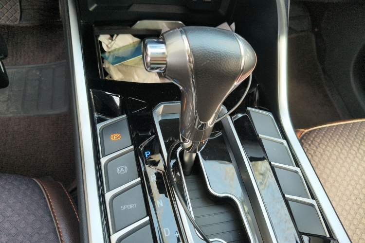Used Ford Territory 2019 EcoBoost 145 CVT Platinum Edition China VI compliant Gear Lever