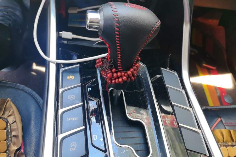 Used Ford Territory 2019 EcoBoost 145 CVT Platinum Edition China VI compliant Gear Lever