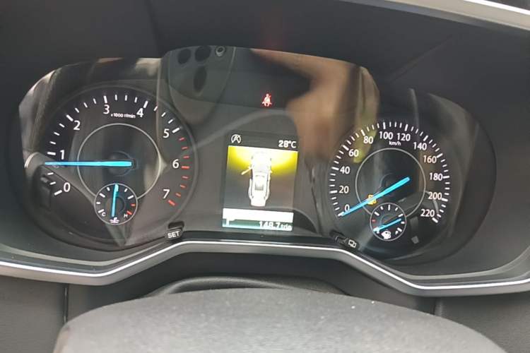 Used Ford Territory 2019 EcoBoost 145 CVT Elite Model China VI Standard Instrument Cluster