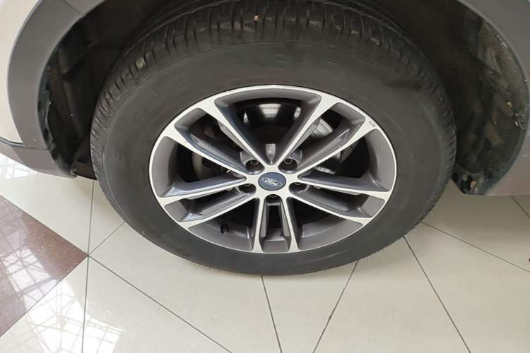 Used Ford Territory 2019 EcoBoost 145 CVT Platinum Edition China VI compliant Left Front Wheel Hub