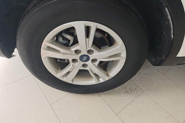 Used Ford Territory 2019 EcoBoost 145 CVT Elite Model China VI Standard Left Front Wheel Hub