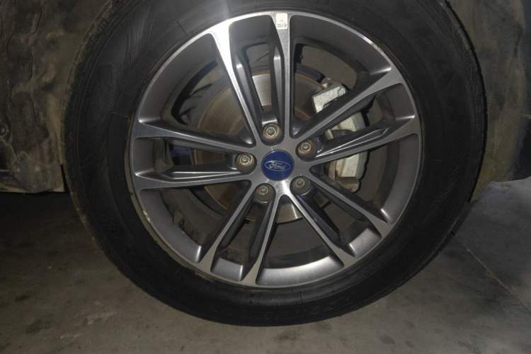 Used Ford Territory 2019 EcoBoost 145 CVT Platinum Edition China VI compliant Right Front Wheel Hub