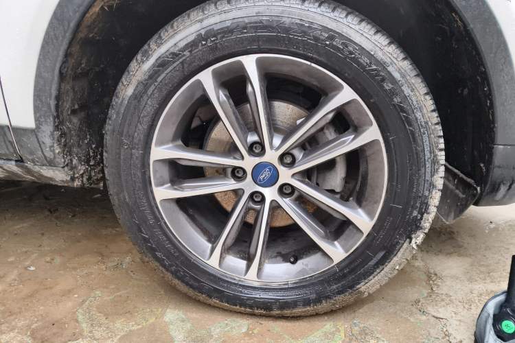 Used Ford Territory 2019 EcoBoost 145 CVT Platinum Edition China VI compliant Right Front Wheel Hub