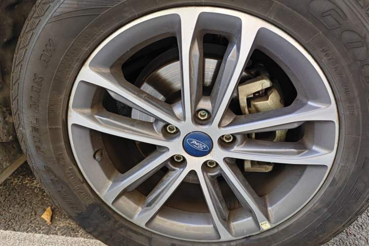 Used Ford Territory 2019 EcoBoost 145 CVT Platinum Edition China VI compliant Right Front Wheel Hub