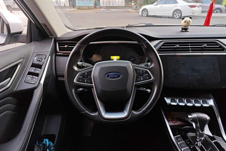 Used Ford Territory 2019 EcoBoost 145 CVT Platinum Edition China VI compliant Steering Wheel