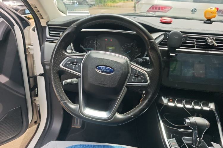 Used Ford Territory 2019 EcoBoost 145 CVT Platinum Edition China VI compliant Steering Wheel