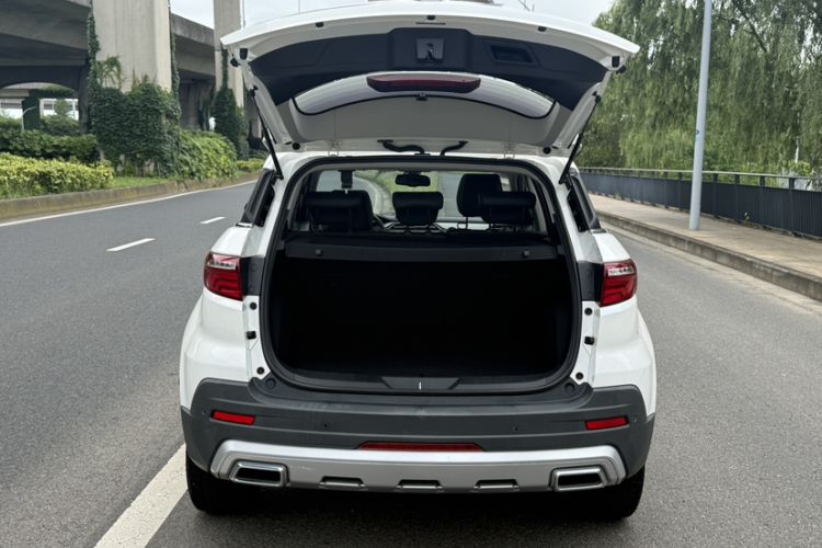 Used Ford Territory 2019 EcoBoost 145 CVT Platinum Edition China VI compliant Trunk