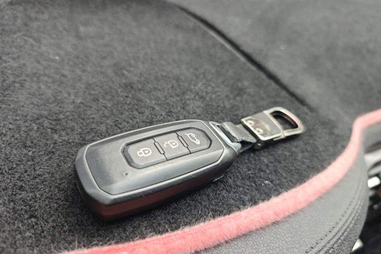 Used Ford Territory 2019 EcoBoost 145 CVT Platinum Edition China VI compliant Vehicle Key