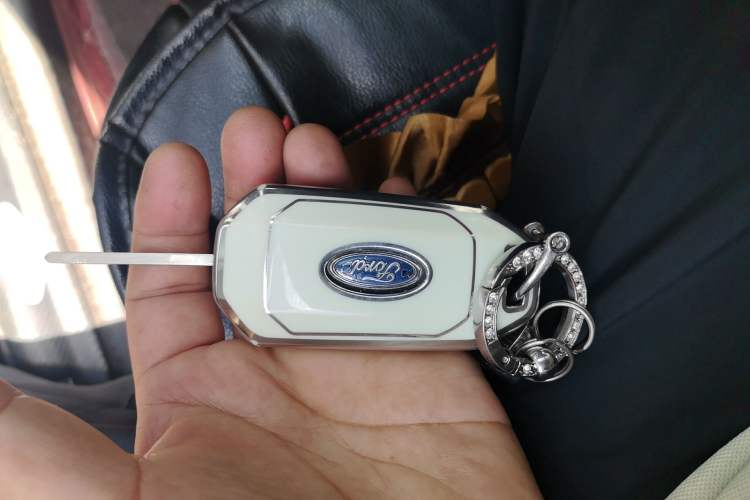 Used Ford Territory 2019 EcoBoost 145 CVT Platinum Edition China VI compliant Vehicle Key