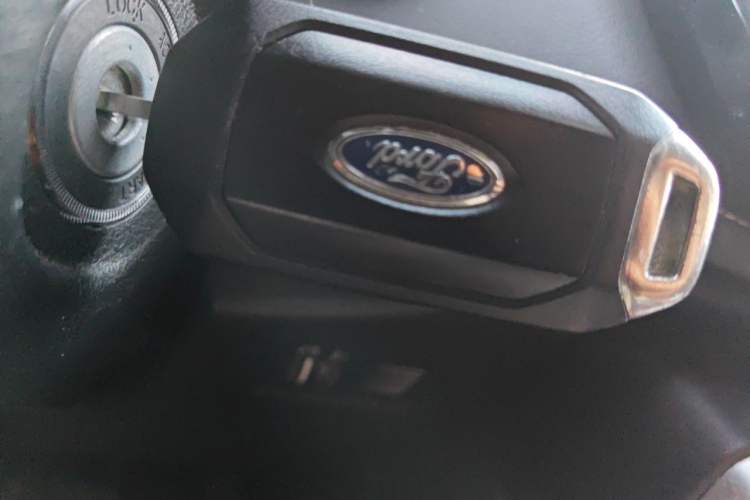 Used Ford Territory 2019 EcoBoost 145 CVT Platinum Edition China VI compliant Vehicle Key