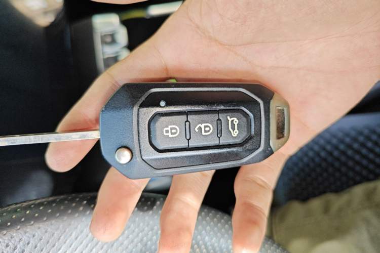 Used Ford Territory 2019 EcoBoost 145 CVT Platinum Edition China VI compliant Vehicle Key