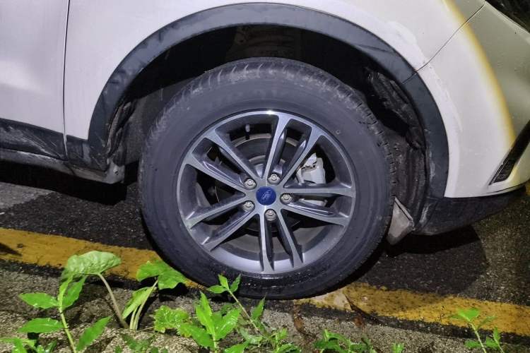 Used Ford Territory 2020 Lingjie S EcoBoost 145 CVT Platinum Edition Right Front Wheel Hub