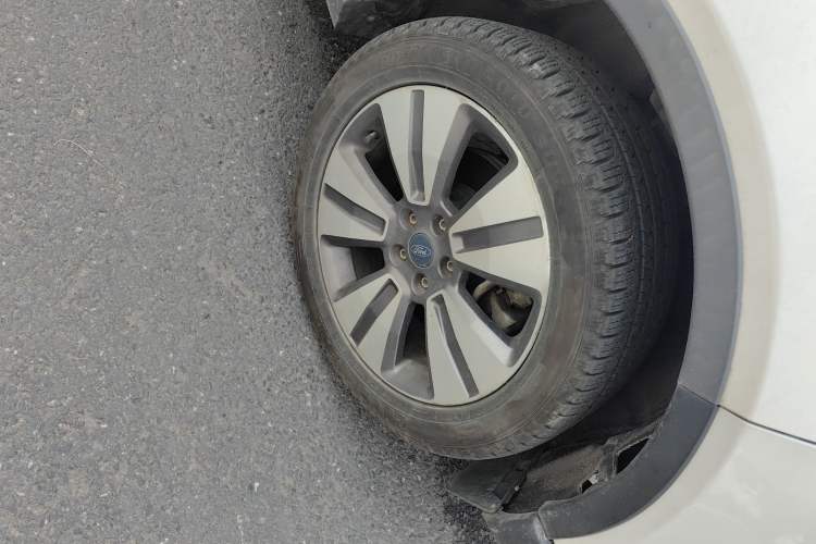 Used Ford Territory EV 2020 Quiet Luxury Edition Right Front Wheel Hub