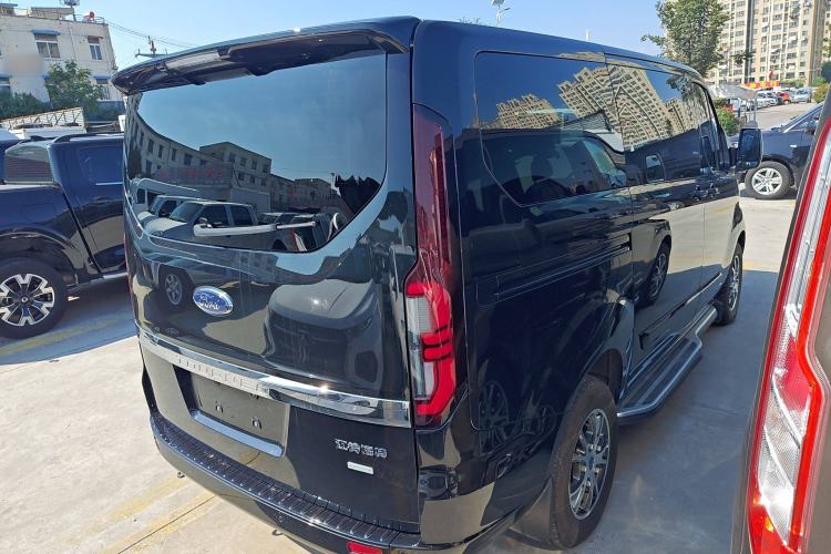 Used Ford Tourneo Custom 2023 2.0T Automatic Comfort Edition Exterior 3