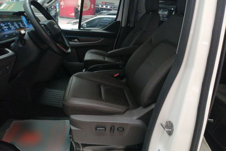 Used Ford Tourneo Custom 2023 2.0T Automatic Prestige Edition Left Front Seat
