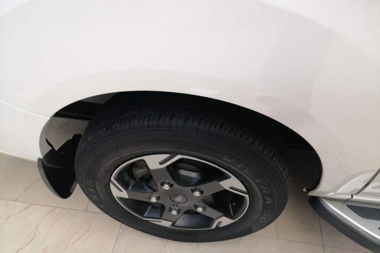 Used Ford Tourneo Custom 2023 2.0T Automatic Prestige Edition Right Rear Wheel Hub