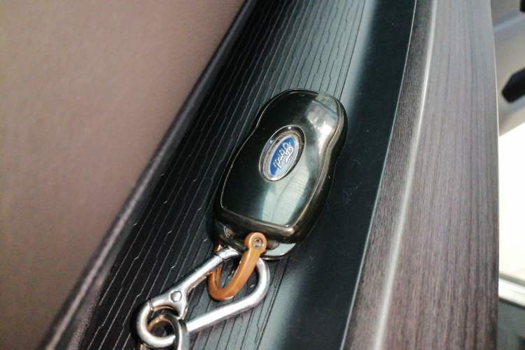 Used Ford Tourneo Custom 2023 2.0T Automatic Prestige Edition Vehicle Key