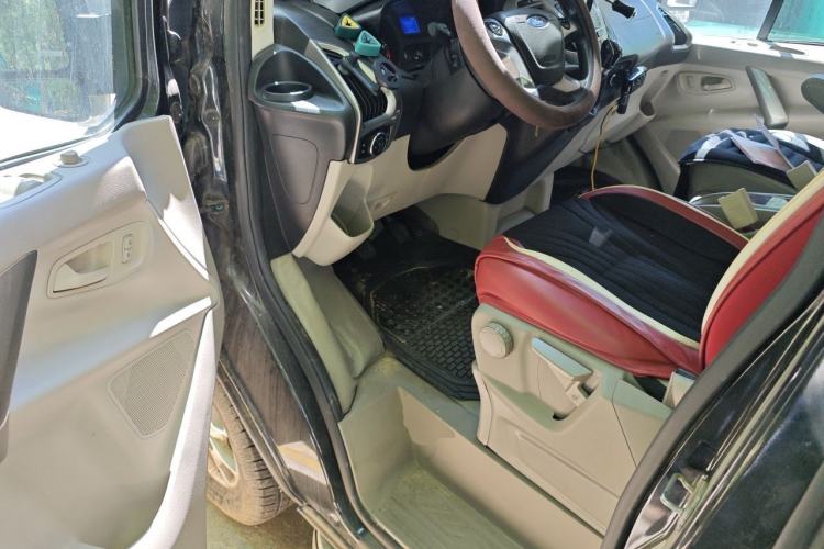 Used Ford Tourneo Custom 2016 2.0T Manual Elite Edition Driver Seat