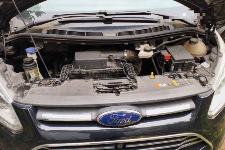 Used Ford Tourneo Custom 2016 2.0T Manual Elite Edition Engine Bay