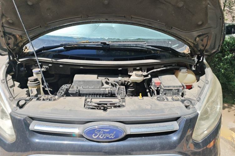 Used Ford Tourneo Custom 2016 2.0T Manual Elite Edition Engine Bay