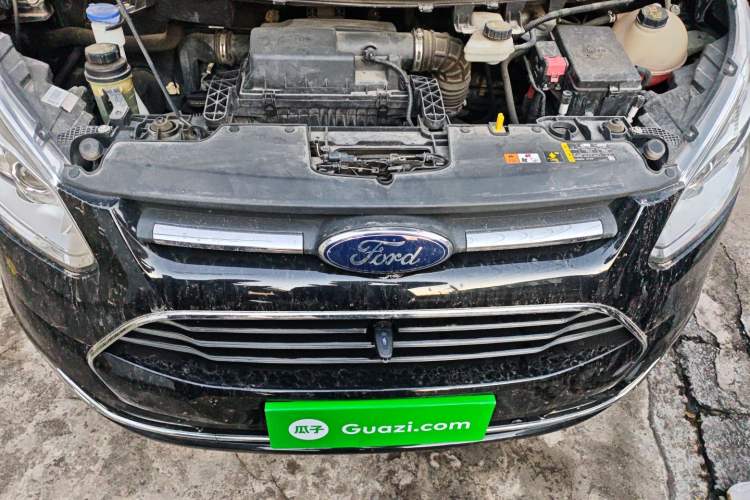 Used Ford Tourneo Custom 2016 2.0T Manual Elite Edition Engine Bay