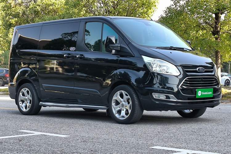 Used Ford Tourneo Custom 2016 2.0T Manual Elite Edition Exterior 2