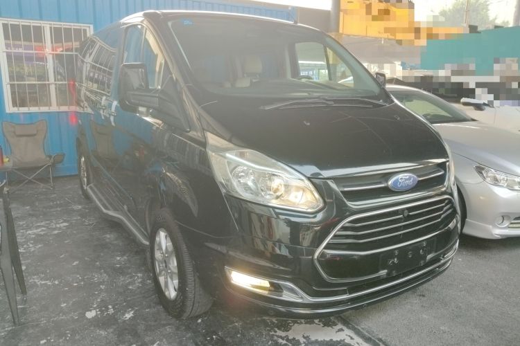 Used Ford Tourneo Custom 2016 2.0T Manual Elite Version Exterior 2
