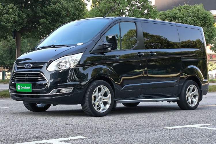Used Ford Tourneo Custom 2016 2.0T Manual Elite Edition Exterior 3