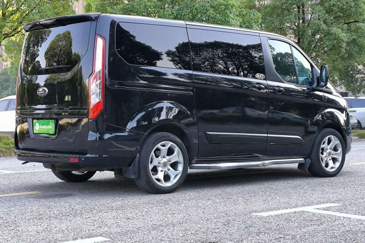 Used Ford Tourneo Custom 2016 2.0T Manual Elite Edition Exterior 5