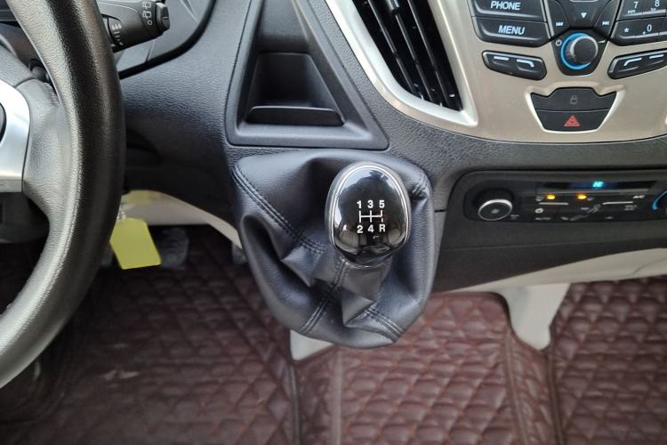 Used Ford Tourneo Custom 2016 2.0T Manual Elite Edition Gear Lever