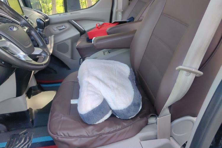 Used Ford Tourneo Custom 2016 2.0T Manual Elite Version Left Front Seat