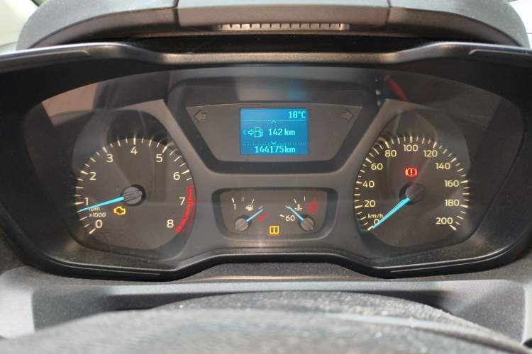 Used Ford Tourneo Custom 2016 2.0T Manual Elite Edition Odometer Close Up