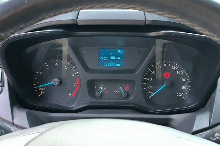 Used Ford Tourneo Custom 2016 2.0T Manual Elite Edition Odometer Close Up