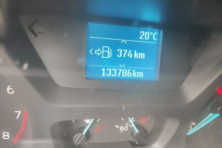 Used Ford Tourneo Custom 2016 2.0T Manual Elite Edition Odometer Close Up