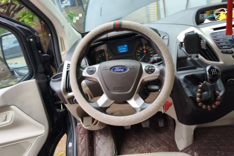 Used Ford Tourneo Custom 2016 2.0T Manual Elite Edition Steering Wheel